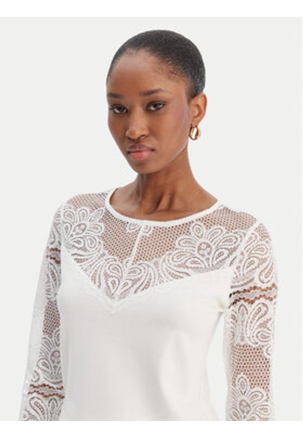 Morgan Bluzka 261-TCLARA Biały Regular Fit. Kolor: biały. Materiał: syntetyk, wiskoza