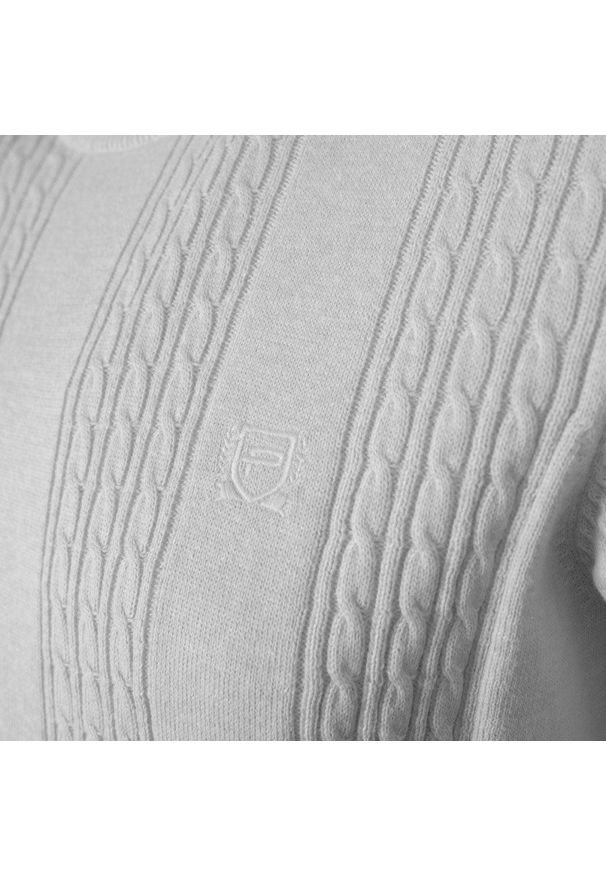 Lekki, Męski Sweter Bawełniany - Pako Jeans - Jasny Popiel, Faktura Materiału. Okazja: na spotkanie biznesowe, do pracy. Materiał: bawełna. Styl: biznesowy, klasyczny