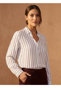 Sinsay - Wiskozowa koszula regular fit w paski - biały. Kolor: biały. Materiał: wiskoza. Wzór: paski