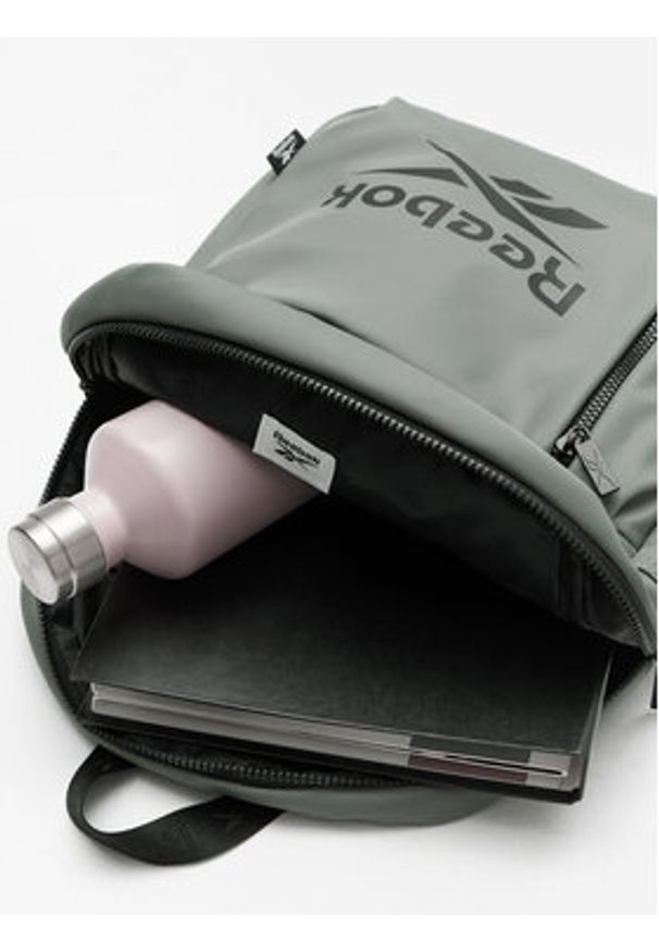 Reebok Plecak C-RBK-030-CCC-05 Szary. Kolor: szary. Materiał: materiał