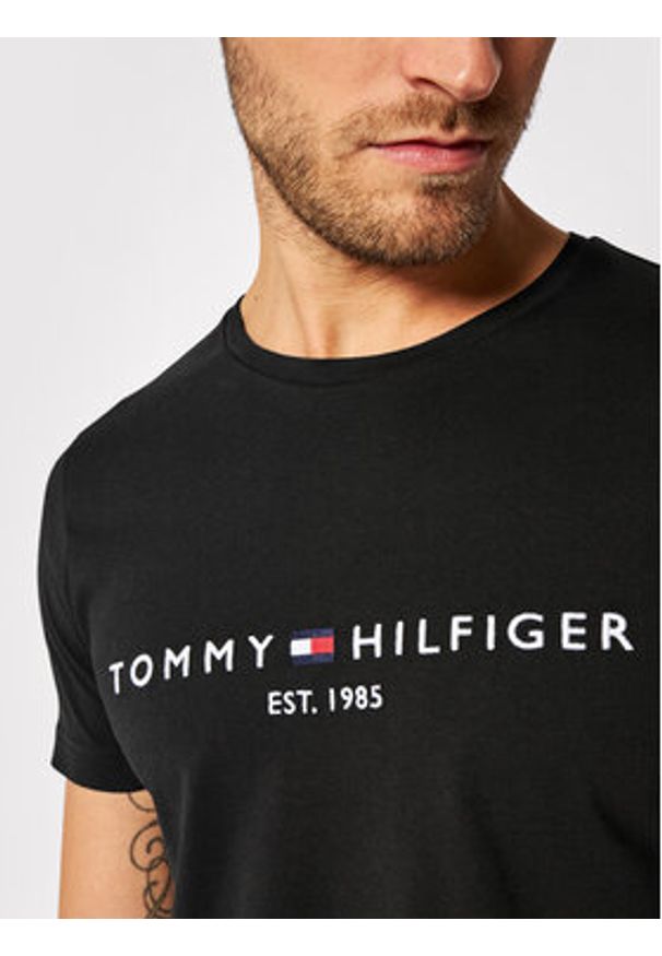 TOMMY HILFIGER - Tommy Hilfiger T-Shirt Core Logo Tee MW0MW11465 Czarny Slim Fit. Kolor: czarny. Materiał: bawełna