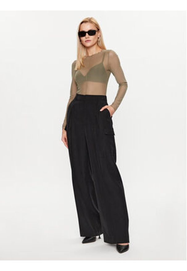 only - ONLY Bluzka 15315812 Zielony Regular Fit. Kolor: zielony. Materiał: syntetyk
