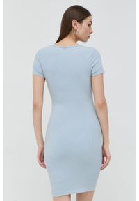 Guess sukienka kolor niebieski mini dopasowana. Kolor: niebieski. Materiał: materiał, dzianina, wiskoza. Długość rękawa: krótki rękaw. Typ sukienki: dopasowane. Długość: mini #3