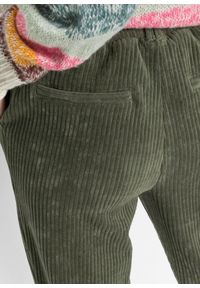 bonprix - Spodnie w optyce sztruksowych z elastycznym paskiem. Kolor: zielony. Materiał: sztruks #2