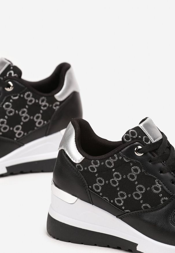 Renee - Czarne Sneakersy na Koturnie z Metaliczną Wstawką Derine. Kolor: czarny. Obcas: na koturnie