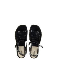 melissa - Sandały Melissa Basket Sandal Ad Black Beige 010449, Czarny, Guma. Okazja: na plażę. Kolor: czarny. Materiał: tworzywo sztuczne. Sezon: lato. Styl: wakacyjny #5