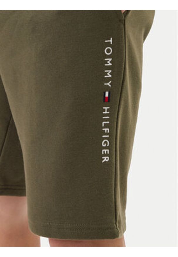 TOMMY HILFIGER - Tommy Hilfiger Szorty sportowe UM0UM03452 Zielony Regular Fit. Kolor: zielony. Materiał: bawełna. Styl: sportowy