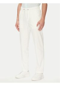 Blend Spodnie materiałowe 20718408 Biały Regular Fit. Kolor: biały. Materiał: bawełna
