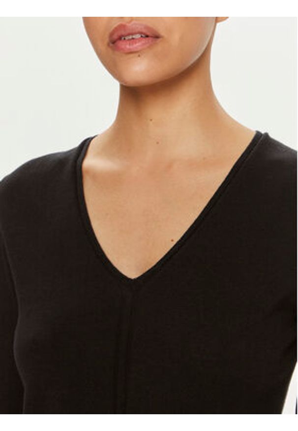 Calvin Klein Sweter K20K207569 Czarny Regular Fit. Kolor: czarny. Materiał: bawełna