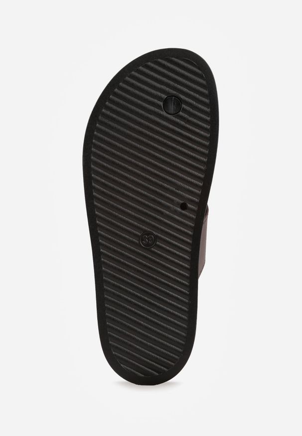 Renee - Brązowe Klapki Japonki z Frędzlami Dalirea. Kolor: brązowy. Materiał: prążkowany. Sezon: lato. Styl: elegancki