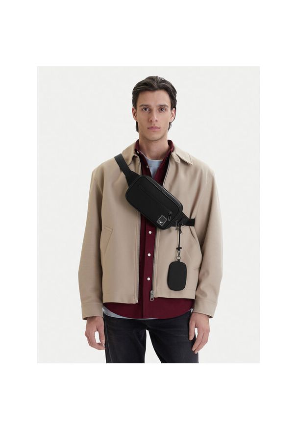 Nerka Emporio Armani. Kolor: niebieski