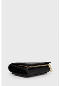 Love Moschino portfel damski kolor czarny. Kolor: czarny. Materiał: materiał