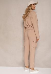 Renee - Ciemnobeżowy Komplet Dresowy z Bluzą o Krótkim Kroju i Joggerami z Kieszeniami Riathna. Kolor: beżowy. Materiał: dresówka #4