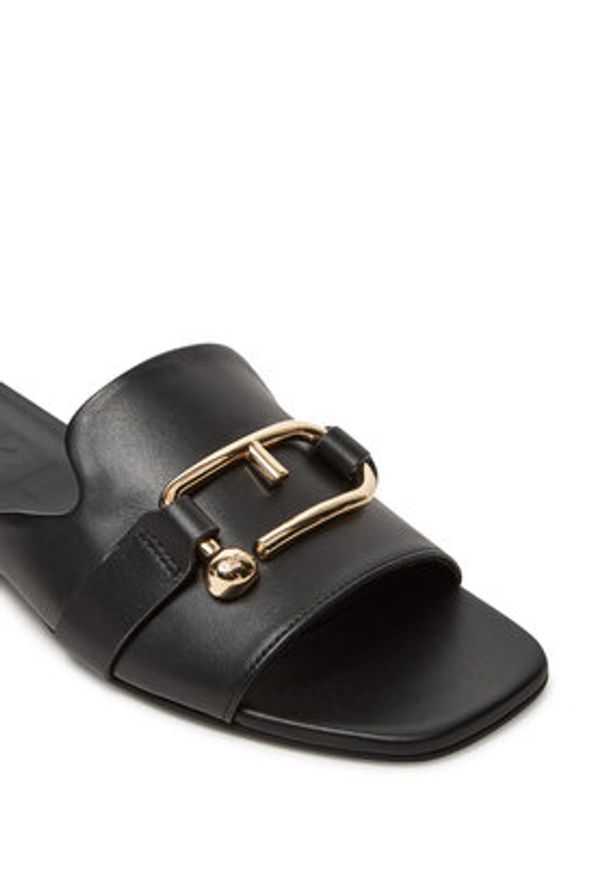 Furla Klapki Nuvola YJ36FNU X30000 O6000 Czarny. Kolor: czarny. Materiał: skóra