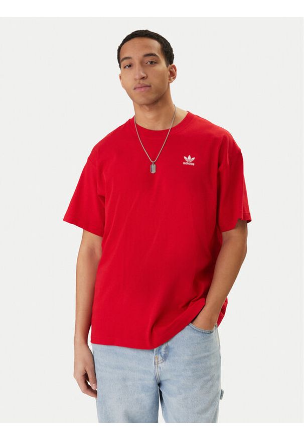 Adidas - adidas T-Shirt Trefoil Essentials KC8984 Czerwony Oversize. Kolor: czerwony. Materiał: bawełna
