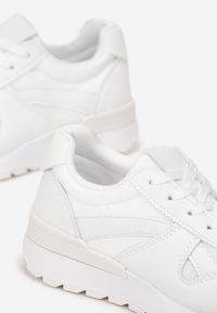 Born2be - Białe Sneakersy z Wstawkami Willamina. Wysokość cholewki: przed kostkę. Kolor: biały. Materiał: materiał. Szerokość cholewki: normalna #3