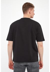 Karl Lagerfeld - T-shirt męski z haftem KARL LAGERFELD. Wzór: haft #2