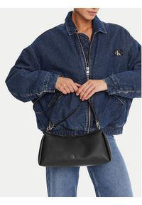 Calvin Klein Jeans Torebka Drop Lg Shoulder Bag LV04K3123G Czarny. Kolor: czarny. Materiał: skórzane #4