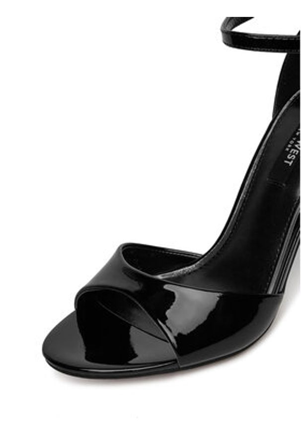Nine West Sandały S4S16766 Czarny. Kolor: czarny. Materiał: materiał, syntetyk