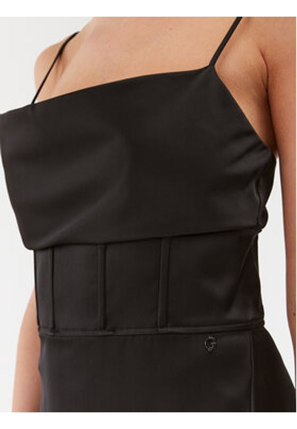 Guess Sukienka koktajlowa W3BK82 WDEE2 Czarny Regular Fit. Kolor: czarny. Materiał: syntetyk. Styl: wizytowy