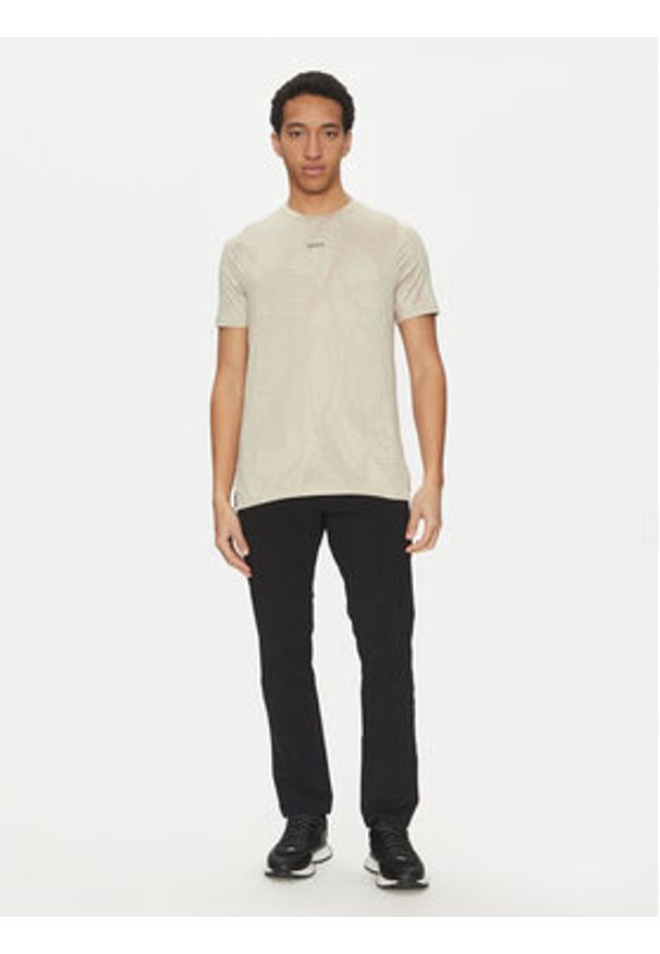 BOSS T-Shirt Desert Active 50537755 Beżowy Regular Fit. Kolor: beżowy. Materiał: syntetyk