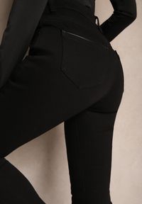 Renee - Czarne Bawełniane Spodnie o Kroju Skinny z Cyrkoniami Senviel. Okazja: na co dzień. Kolor: czarny. Materiał: bawełna. Wzór: aplikacja. Styl: elegancki, casual #3