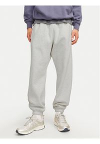 Jack & Jones - Jack&Jones Spodnie dresowe Bill Urban Edge 12263026 Szary Relaxed Fit. Kolor: szary. Materiał: bawełna