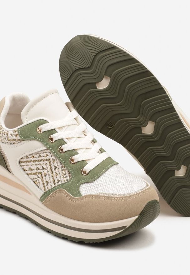 Renee - Ciemnobeżowe Sneakersy na Koturnie z Geometrycznym Wzorem i Brokatem Tillineira. Okazja: na co dzień. Zapięcie: sznurówki. Kolor: beżowy. Materiał: jeans. Wzór: geometria. Obcas: na koturnie