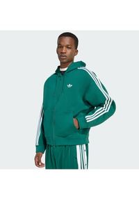Adidas - adidas Bluza adicolor Spacer KD4085 Zielony Loose Fit. Okazja: na spacer. Kolor: zielony. Materiał: bawełna #3