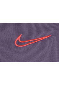 Spodnie Sportowe damskie Nike Dri-FIT Academy. Kolor: fioletowy. Technologia: Dri-Fit (Nike)