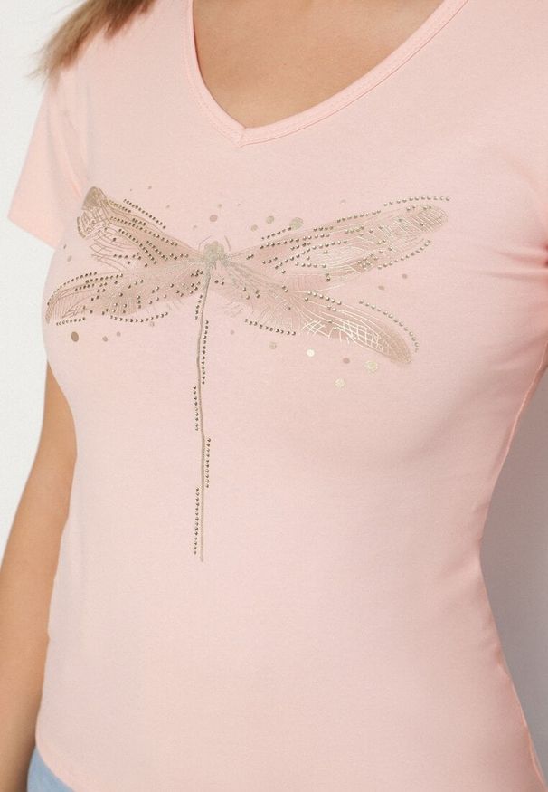 Born2be - Różowy Bawełniany T-shirt z Motywem Ważki i Cyrkoniami Ulimira. Okazja: na co dzień. Kolor: różowy. Materiał: bawełna. Wzór: aplikacja. Styl: klasyczny, casual
