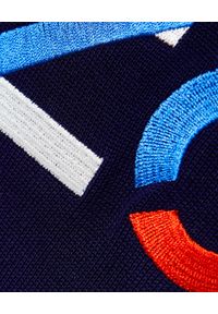 Kenzo - KENZO - Granatowy sweter z wyszywanym logo. Okazja: na co dzień. Kolor: niebieski. Materiał: bawełna. Długość rękawa: długi rękaw. Długość: długie. Wzór: aplikacja, kolorowy. Styl: klasyczny, casual #6