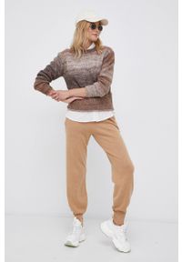 Vero Moda Spodnie damskie kolor brązowy proste high waist. Okazja: na co dzień. Stan: podwyższony. Kolor: brązowy. Materiał: dzianina. Styl: casual #4