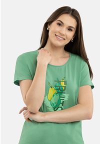 Volcano - T-shirt z nadrukiem T-PEAR. Kolor: zielony. Materiał: materiał. Długość rękawa: krótki rękaw. Długość: krótkie. Wzór: nadruk. Sezon: lato. Styl: klasyczny