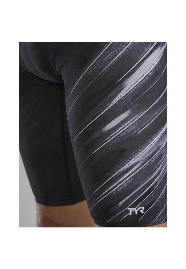 Spodenki treningowe do kolan TYR Cycloid 140 - jammery. Kolor: czarny. Długość: do kolan