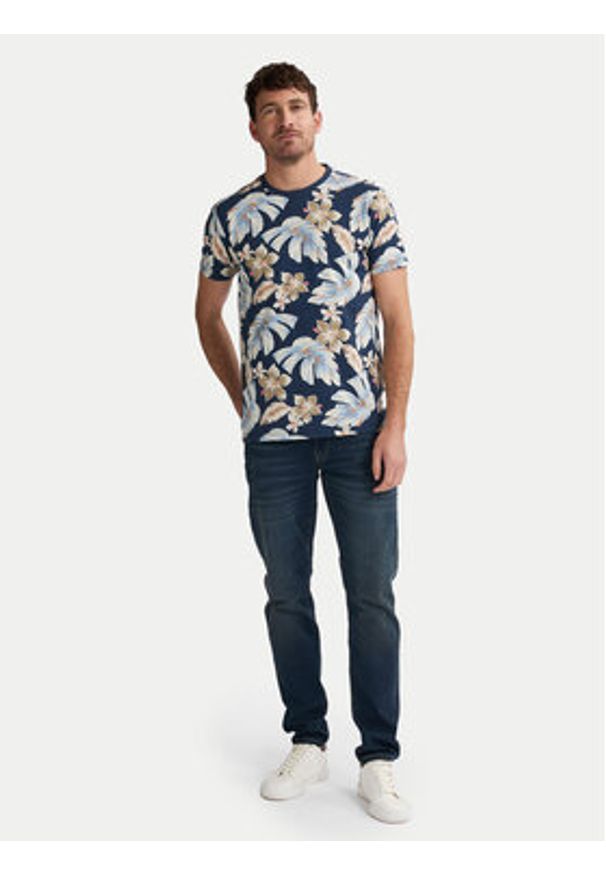 Petrol Industries T-Shirt M-1050-TSR655 Granatowy Regular Fit. Kolor: niebieski. Materiał: syntetyk