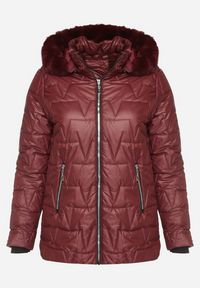 Born2be - Bordowa Pikowana Kurtka z Kapturem z Futerkiem Azilma. Okazja: na co dzień, na spacer. Typ kołnierza: kaptur. Kolekcja: plus size. Kolor: czerwony. Materiał: futro. Wzór: aplikacja. Styl: klasyczny, casual #7