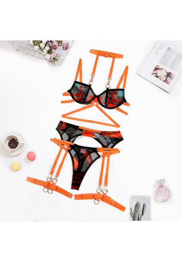 Intica - Komplet bielizny z paskami z elastanem Marie. Kolor: wielokolorowy. Materiał: elastan