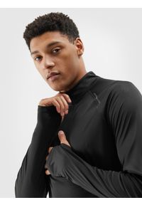 4f - 4F Longsleeve do biegania szybkoschnący męski - czarny L. Typ kołnierza: kołnierzyk stójkowy. Kolor: czarny. Długość: krótkie. Wzór: gładki, jednolity, ze splotem. Materiał: włókno, elastan, dzianina, materiał, syntetyk. Długość rękawa: długi rękaw. Sezon: lato. Styl: klasyczny. Sport: bieganie, fitness
