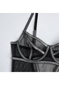 Intica - Body z siateczką i błyszczącą nitką na wieczorne wyjścia Semire. Kolor: czarny. Materiał: materiał #9