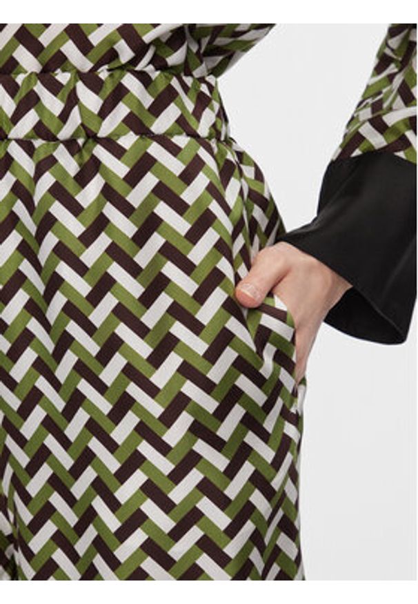 Max Mara Leisure Spodnie materiałowe Sesamo 2416131017650 Zielony Relaxed Fit. Kolor: zielony. Materiał: jedwab