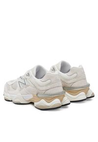 New Balance Sneakersy U9060WHT Beżowy. Kolor: beżowy. Materiał: zamsz, skóra
