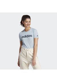 Adidas - T-shirt damski z logo adidas Essentials. Kolor: niebieski. Sport: taniec, joga i pilates