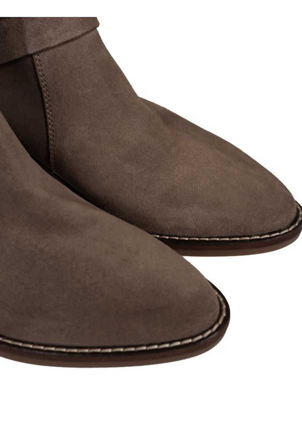 Geox Botki "Teoclea" | D25QBA 00022 | Kobieta | Brązowy. Zapięcie: zamek. Kolor: brązowy. Materiał: skóra. Sezon: lato. Obcas: na obcasie. Styl: elegancki. Wysokość obcasa: średni