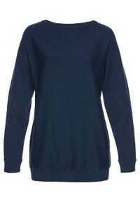 Sweter z rękawami typu nietoperz bonprix ciemnoniebieski. Kolor: niebieski. Wzór: prążki #1