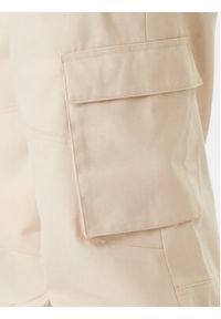 Guess Spodnie narciarskie M5BB77 WF182 Beżowy Regular Fit. Kolor: beżowy. Materiał: syntetyk. Sport: narciarstwo #4