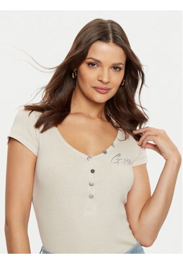 Guess T-Shirt W4RP47 K1814 Szary Regular Fit. Kolor: szary. Materiał: bawełna