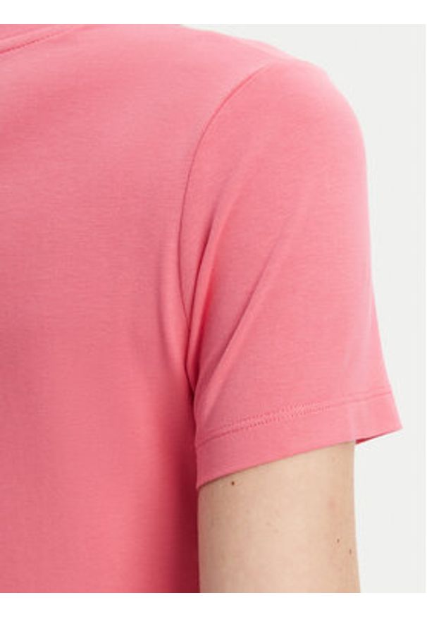 Guess Jeans T-Shirt W4YI03 J1314 Różowy Slim Fit. Kolor: różowy. Materiał: bawełna