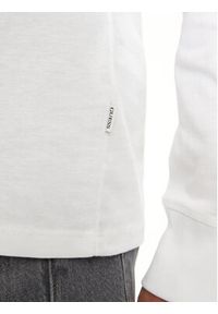 Guess Jeans Longsleeve M4YI54 K8HM0 Biały Regular Fit. Kolor: biały. Materiał: bawełna. Długość rękawa: długi rękaw