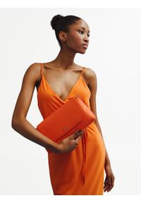 Calvin Klein Sukienka letnia K20K206776 Pomarańczowy Regular Fit. Kolor: pomarańczowy. Materiał: syntetyk. Sezon: lato